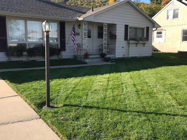 109 Hill STREET N, La Crescent, MN 55947