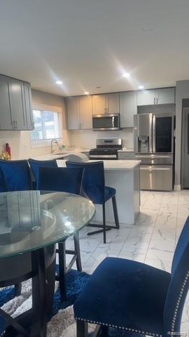 7700 Anthony Street, Dearborn, MI 48126