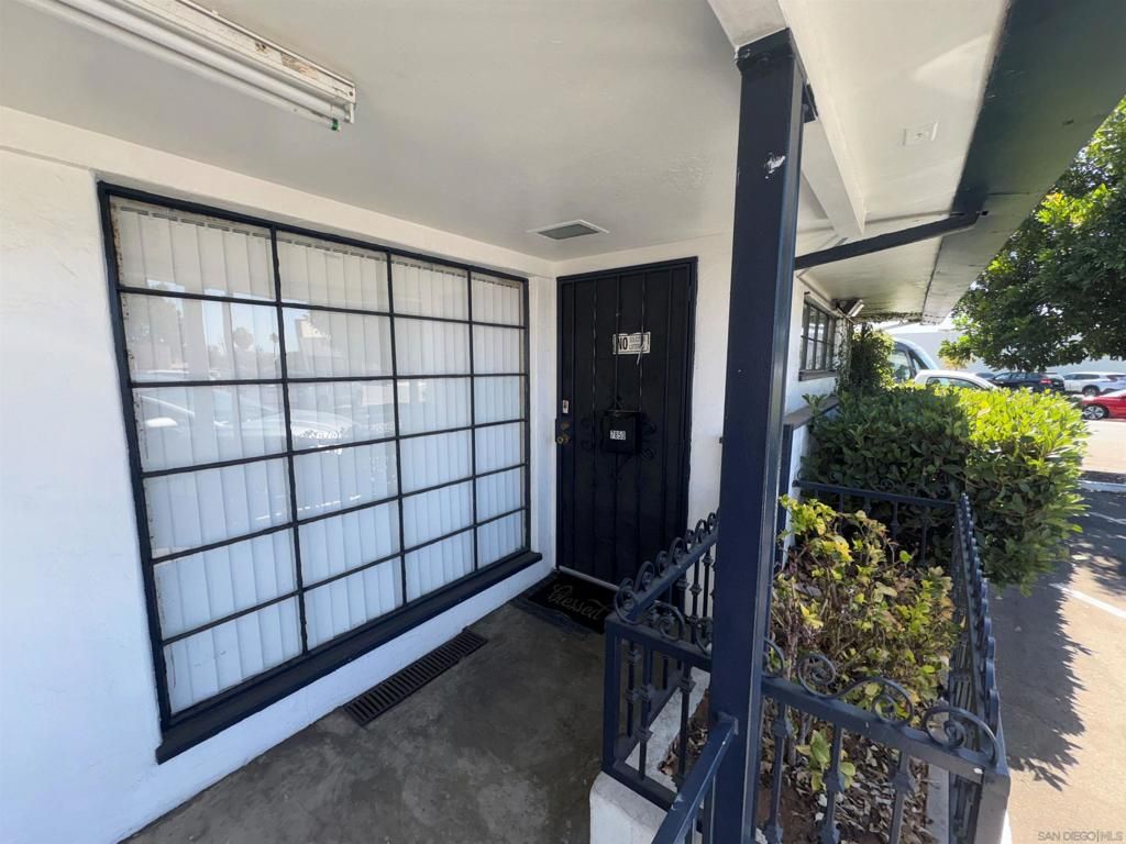 7850 Golden Avenue, Lemon Grove, CA 91945 — exterior
