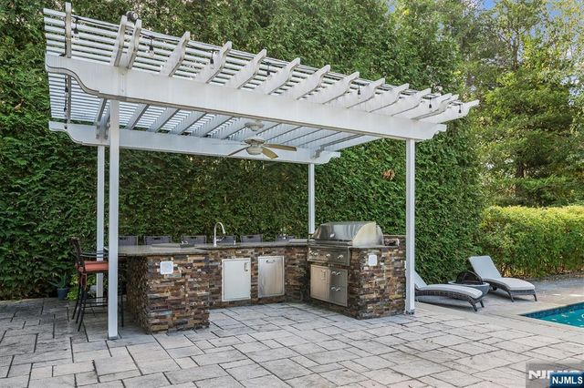 771 Valley Road, Montclair, NJ 07043