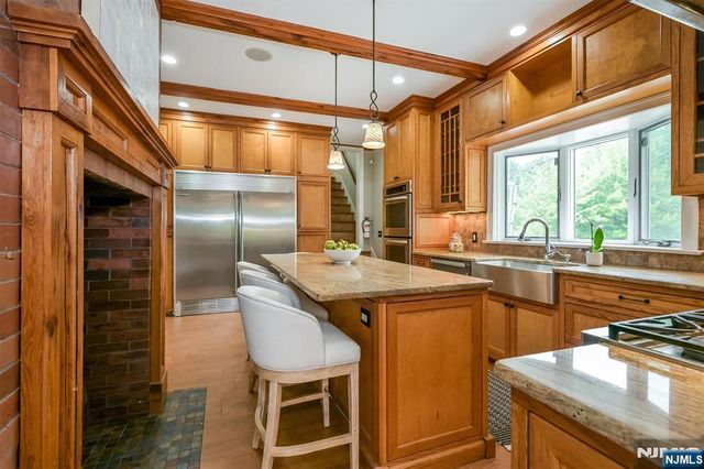 771 Valley Road, Montclair, NJ 07043