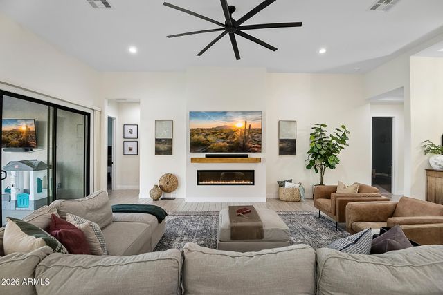 15422 W BAJADA Drive, Surprise, AZ 85387