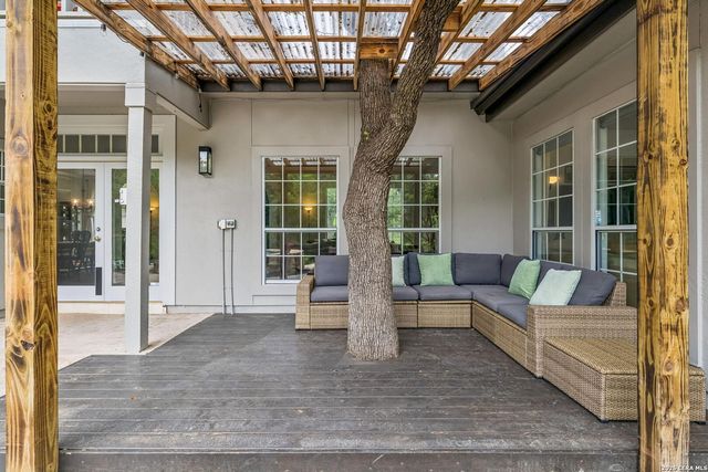 9250 Marymont Park, San Antonio, TX 78217