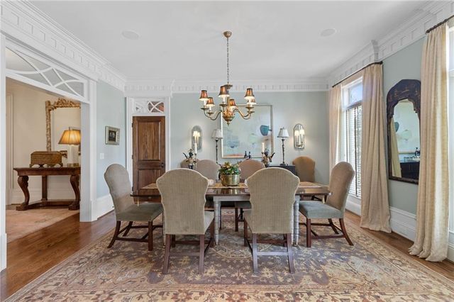 70 W Brookhaven Drive NE, Atlanta, GA 30319