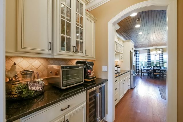 8127 Propeller Drive, Ooltewah, TN 37363