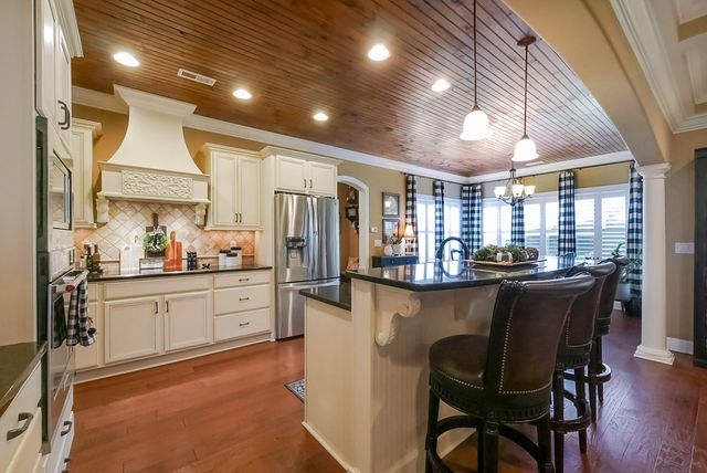 8127 Propeller Drive, Ooltewah, TN 37363