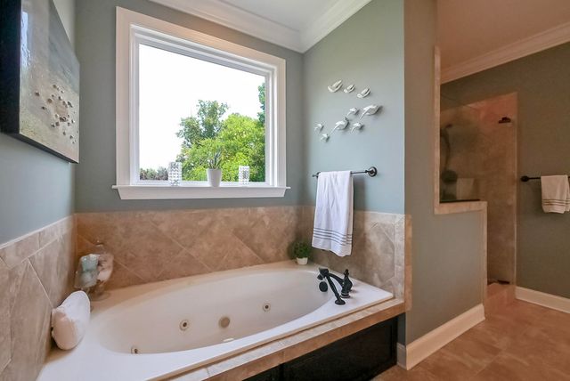 8127 Propeller Drive, Ooltewah, TN 37363