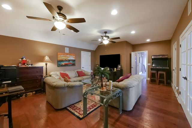 8127 Propeller Drive, Ooltewah, TN 37363