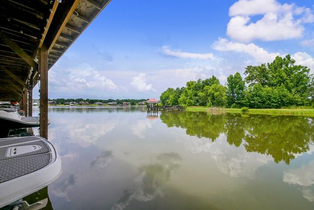 8127 Propeller Drive, Ooltewah, TN 37363
