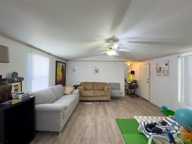 717 E Tropical Circle E Drive, Mission, TX 78572