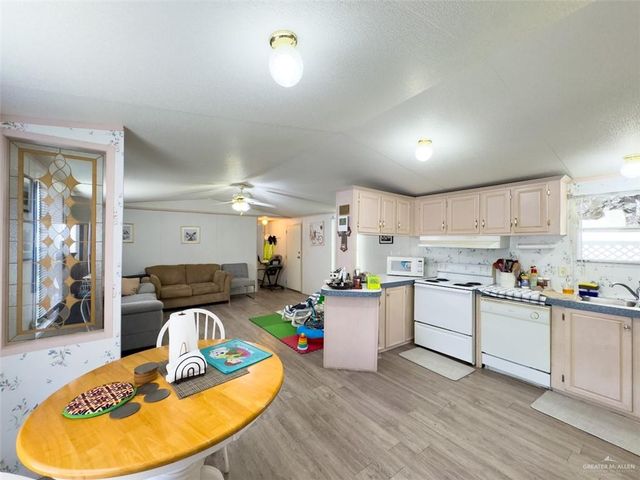 717 E Tropical Circle E Drive, Mission, TX 78572