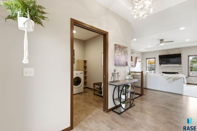 3619 S Infield Ave Avenue, Sioux Falls, SD 57110