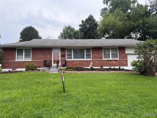 9908 Norbridge Lane, St Louis, MO 63137