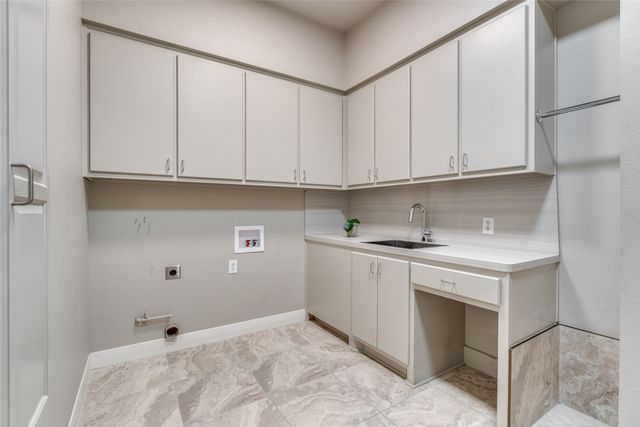 42 Masland Circle, Dallas, TX 75230