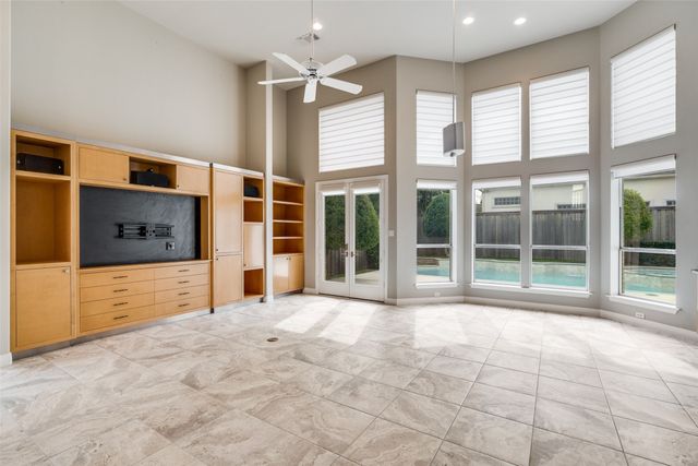 42 Masland Circle, Dallas, TX 75230