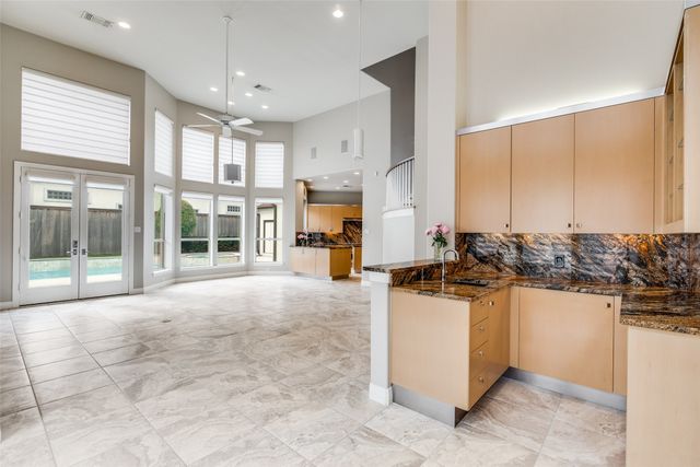 42 Masland Circle, Dallas, TX 75230