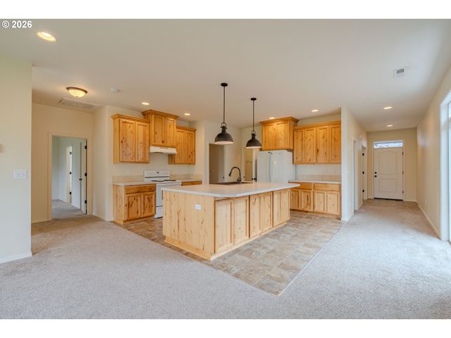 413 STONE Park, Kalama, WA 98625