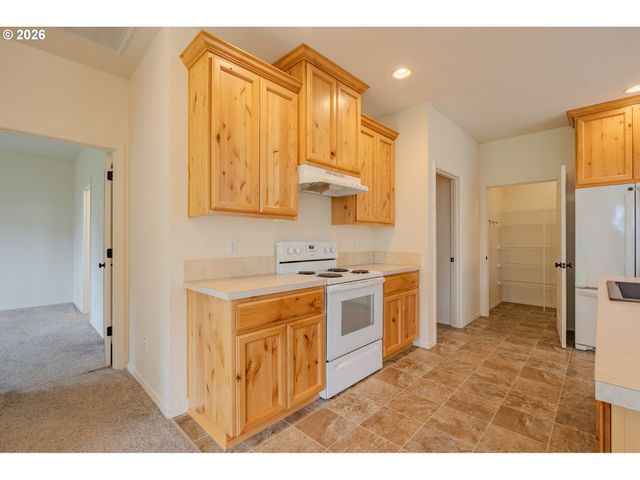 413 STONE Park, Kalama, WA 98625