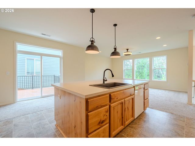 413 STONE Park, Kalama, WA 98625
