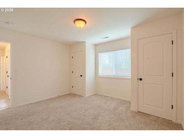 413 STONE Park, Kalama, WA 98625