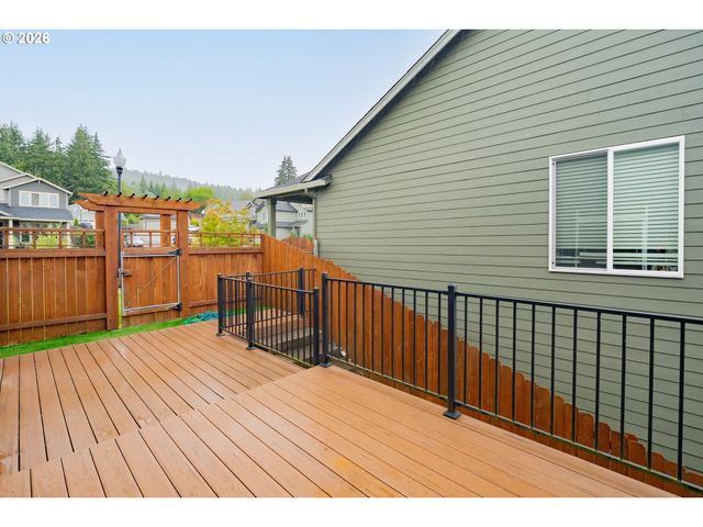 413 STONE Park, Kalama, WA 98625