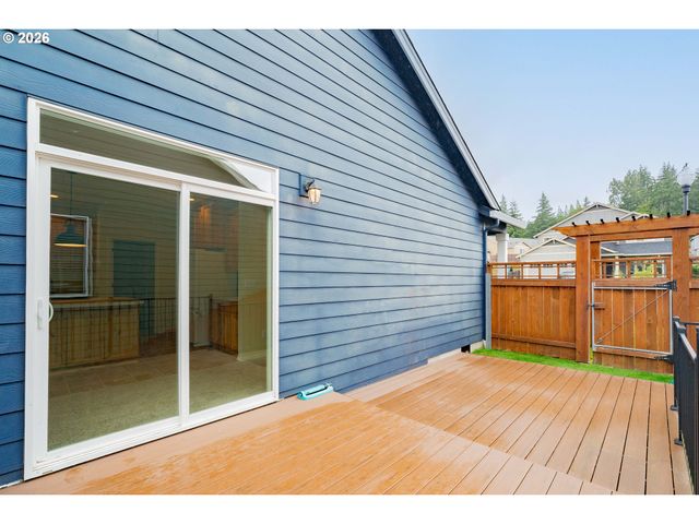 413 STONE Park, Kalama, WA 98625