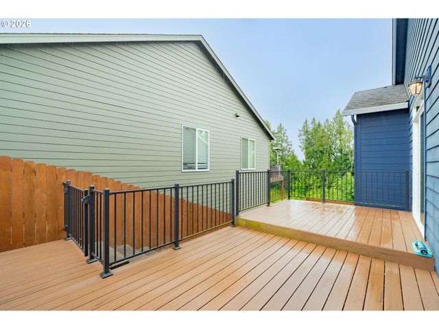 413 STONE Park, Kalama, WA 98625