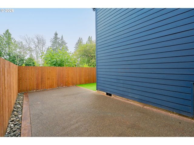 413 STONE Park, Kalama, WA 98625