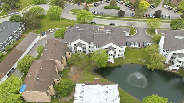 150 S Waters Edge Drive F, Glendale Heights, IL 60139