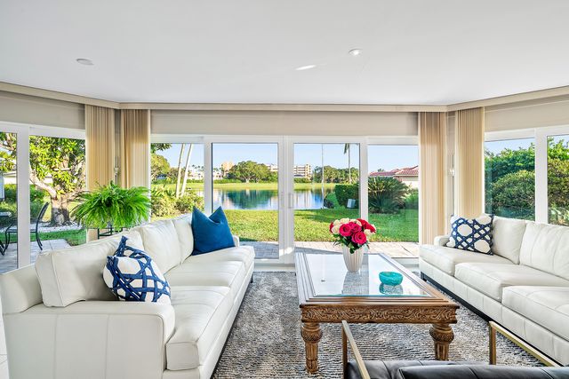 146 Driftwood Circle, Atlantis, FL 33462