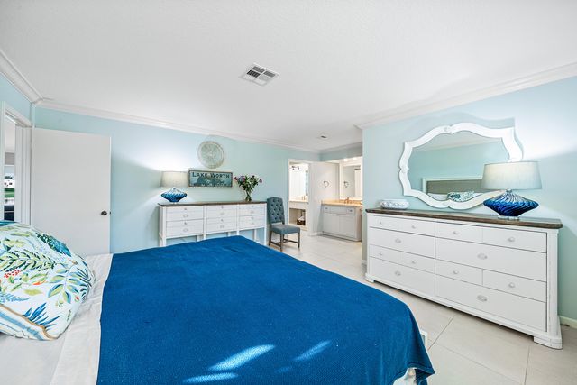 146 Driftwood Circle, Atlantis, FL 33462