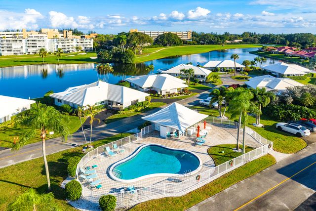 146 Driftwood Circle, Atlantis, FL 33462