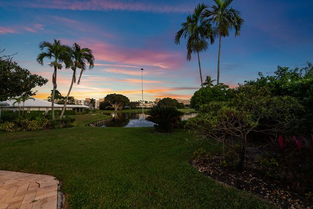 146 Driftwood Circle, Atlantis, FL 33462