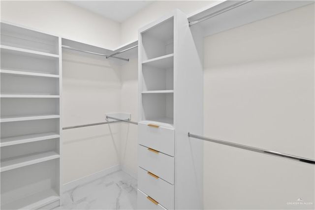 6105 N Pedaso Del Sol Street, Edinburg, TX 78542