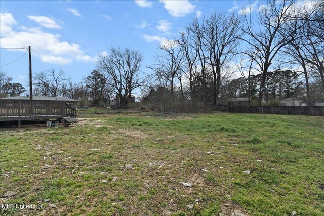 6633 Alice Street, Horn Lake, MS 38637