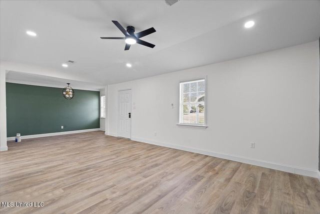 6633 Alice Street, Horn Lake, MS 38637