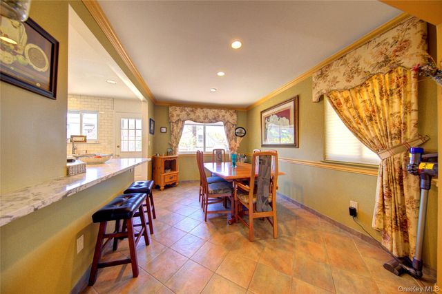 1595 N Central Avenue 30, Valley Stream, NY 11580