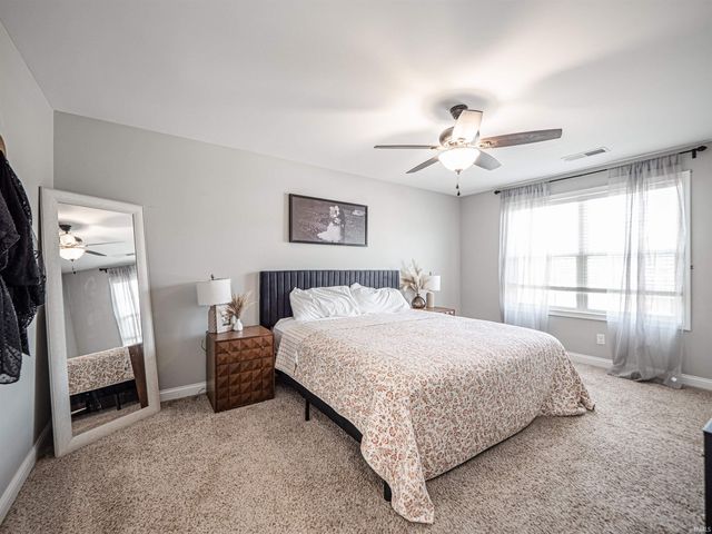 1420 Hills Drive, Evansville, IN 47720