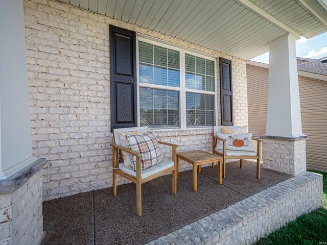 1420 Hills Drive, Evansville, IN 47720