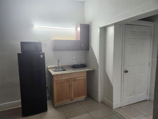 8518 WOODLAKE DRIVE, Tampa, FL 33615