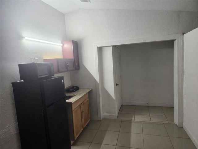 8518 WOODLAKE DRIVE, Tampa, FL 33615