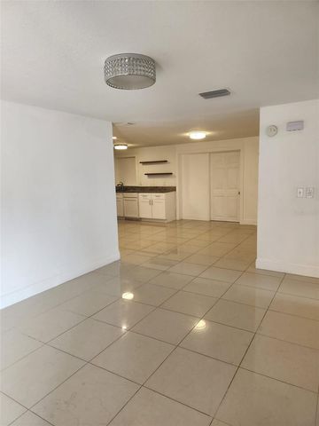 8518 WOODLAKE DRIVE, Tampa, FL 33615