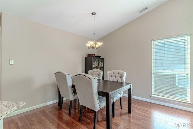 1332 Highland Oaks Drive D, Ballwin, MO 63021