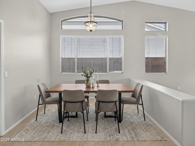 2131 W MULBERRY Drive, Chandler, AZ 85286