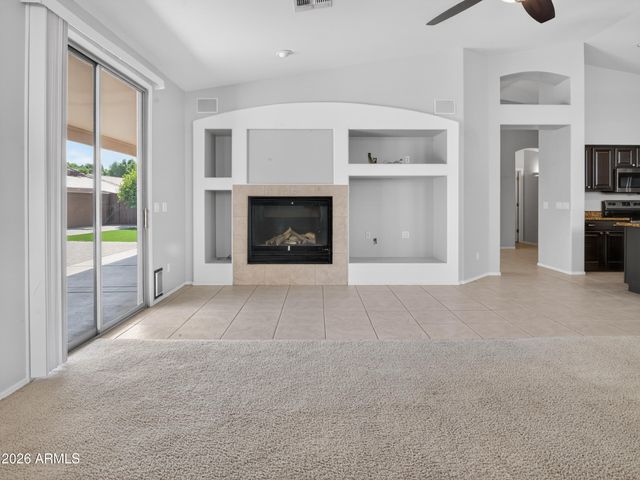 2131 W MULBERRY Drive, Chandler, AZ 85286