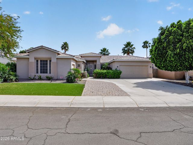 2131 W MULBERRY Drive, Chandler, AZ 85286