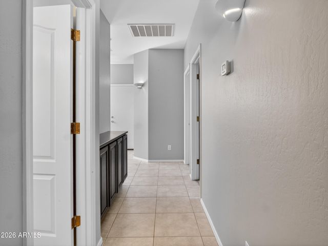 2131 W MULBERRY Drive, Chandler, AZ 85286