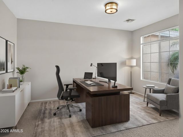 2131 W MULBERRY Drive, Chandler, AZ 85286