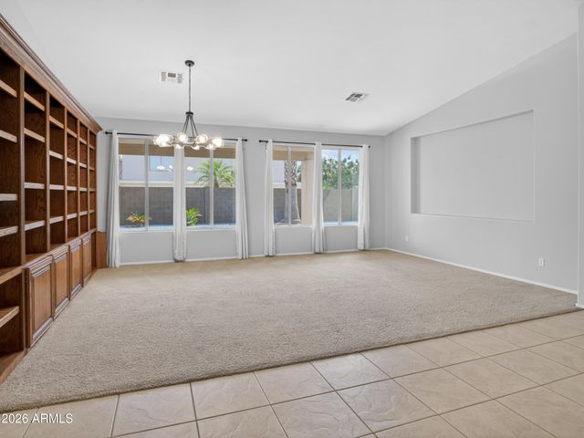 2131 W MULBERRY Drive, Chandler, AZ 85286