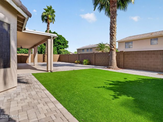 2131 W MULBERRY Drive, Chandler, AZ 85286